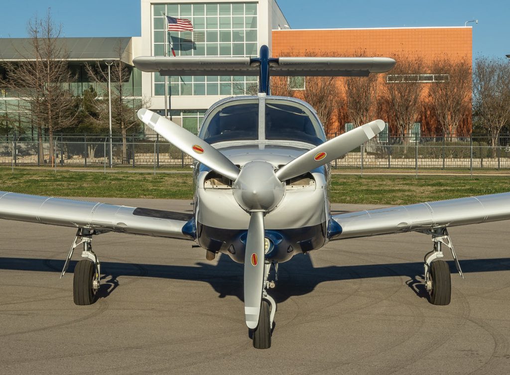 front view piper arrow