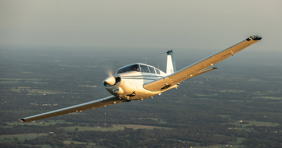 Flying the Dream with a Piper Comanche 260B